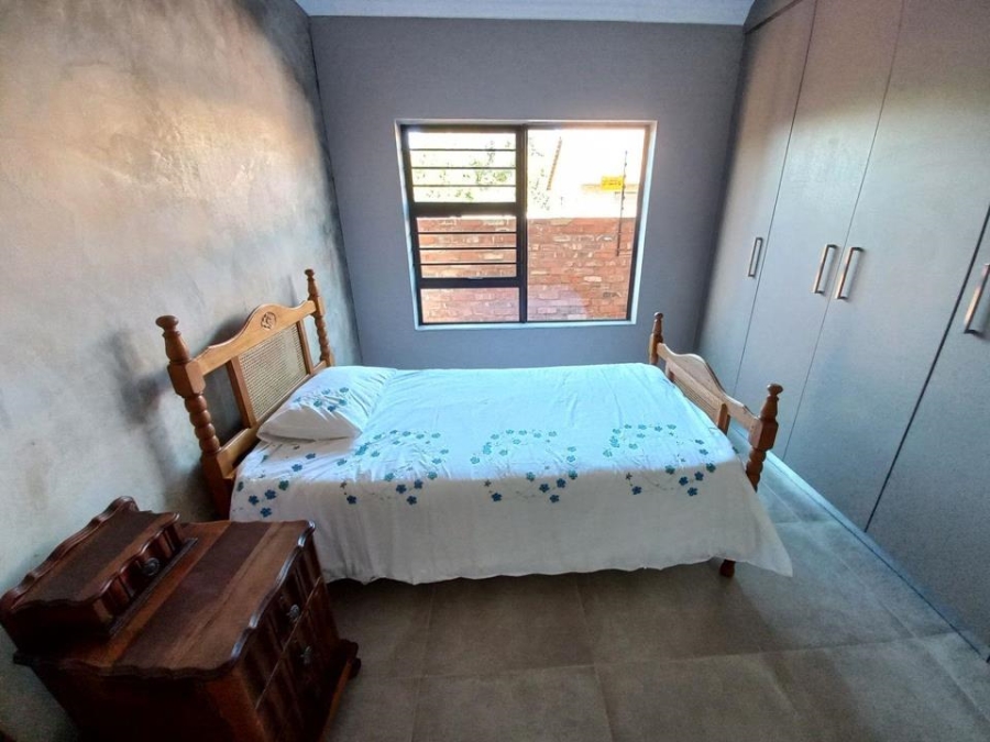 2 Bedroom Property for Sale in Die Bult Western Cape